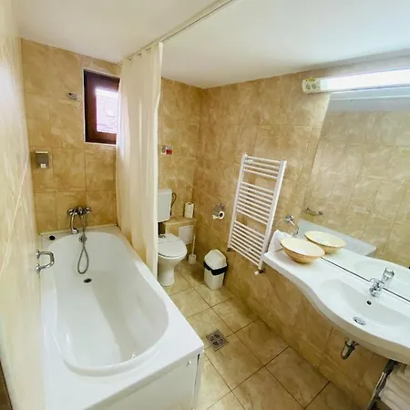 Hotel Hanul Fullton