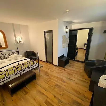 Hanul Fullton Hotel 3*