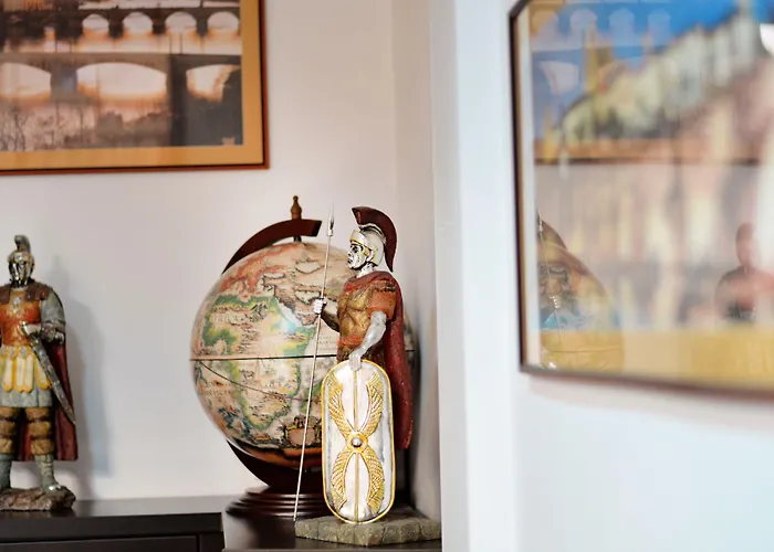 Hanul Fullton Szálloda