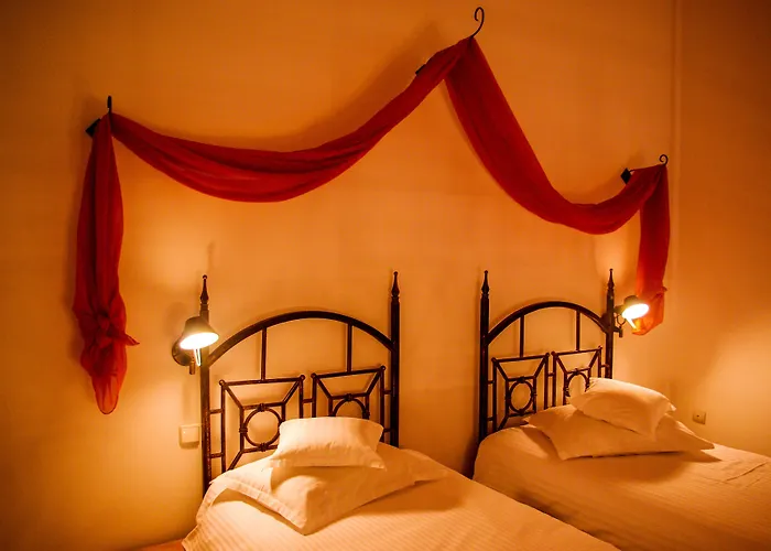 Hanul Fullton Szálloda