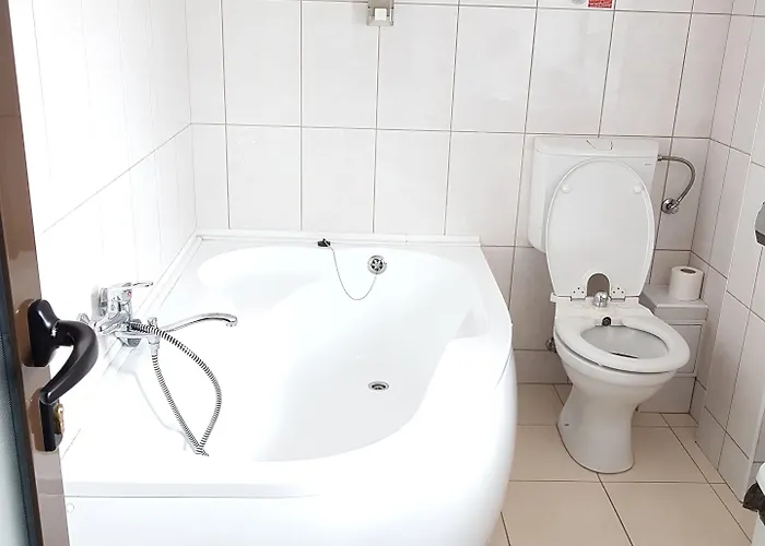 Hanul Fullton Szálloda 3*