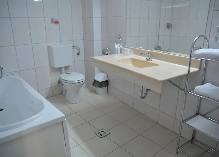 Szálloda Hanul Fullton