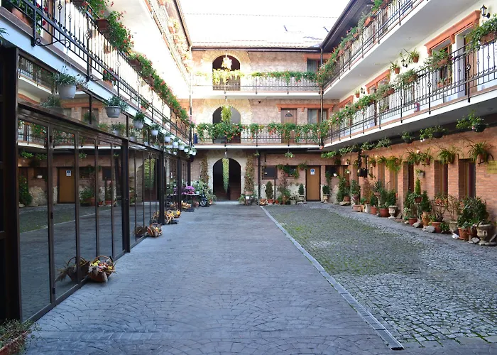 Hotel Hanul Fullton 3*